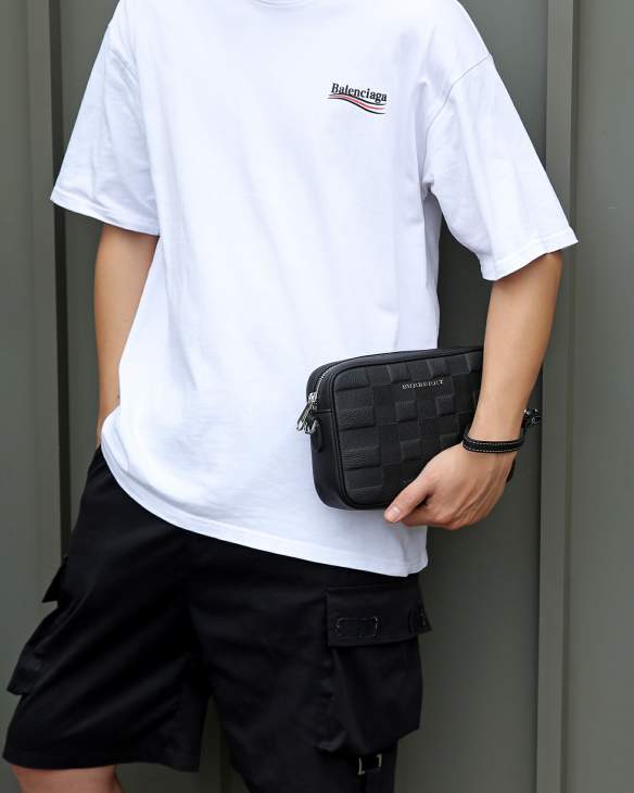 Picture of Burberry Mens Bags _SKUfw144942432fw